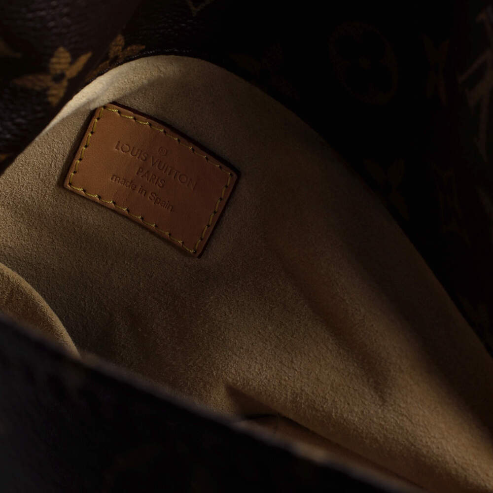 Louis Vuitton Artsy Handbag Canvas Mm #229360L24B - Picture 8 of 9